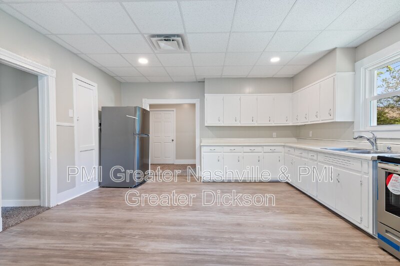 3 Bedroom, 2 Bathroom House Near Downtown Dickson! property image