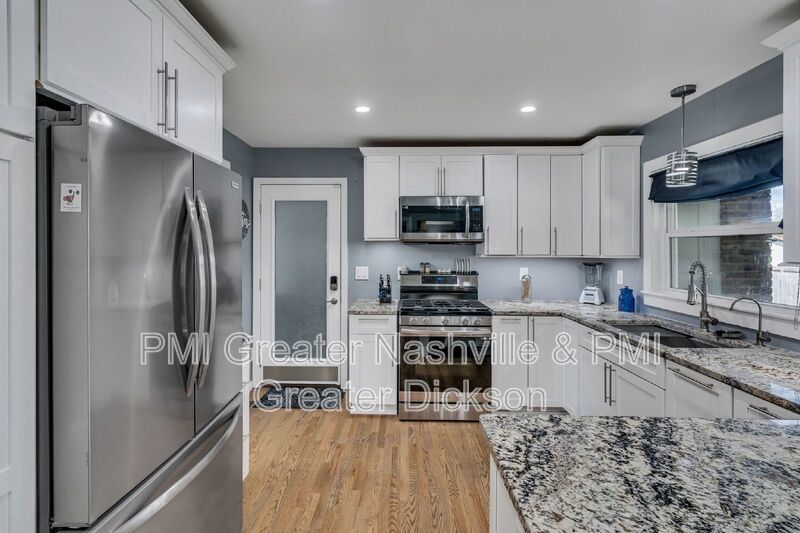 Stunning 3-Bedroom, 2-Bath Ranch-Style Home! property image