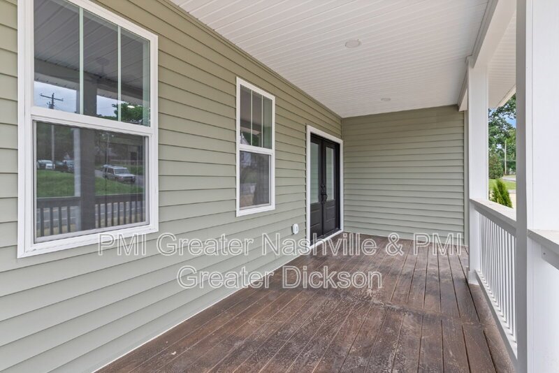 Charming 3-Bedroom Home with 2 Full Baths in the Heart of Dickson! property image