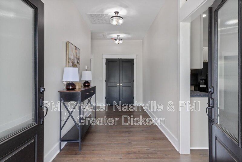 Charming 3-Bedroom Home with 2 Full Baths in the Heart of Dickson! property image