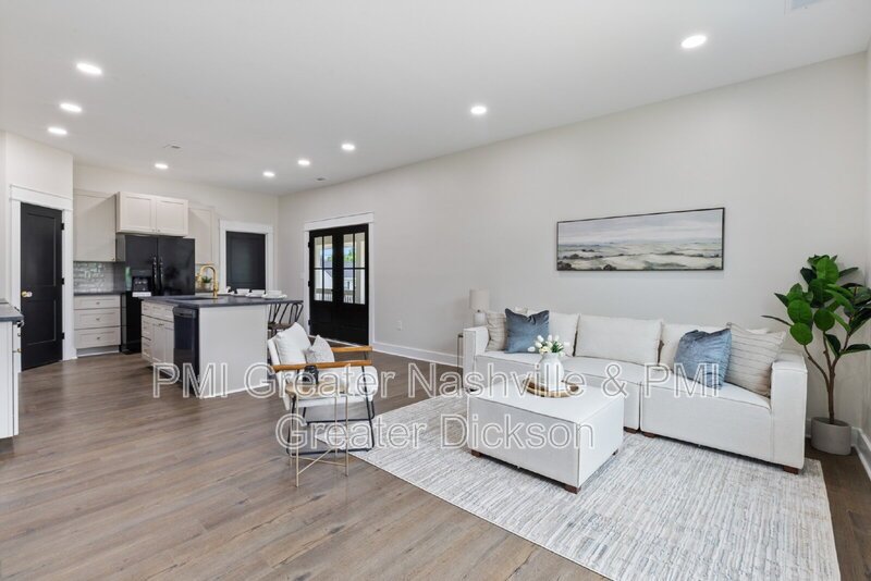 Charming 3-Bedroom Home with 2 Full Baths in the Heart of Dickson! property image