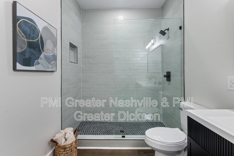 Charming 3-Bedroom Home with 2 Full Baths in the Heart of Dickson! property image