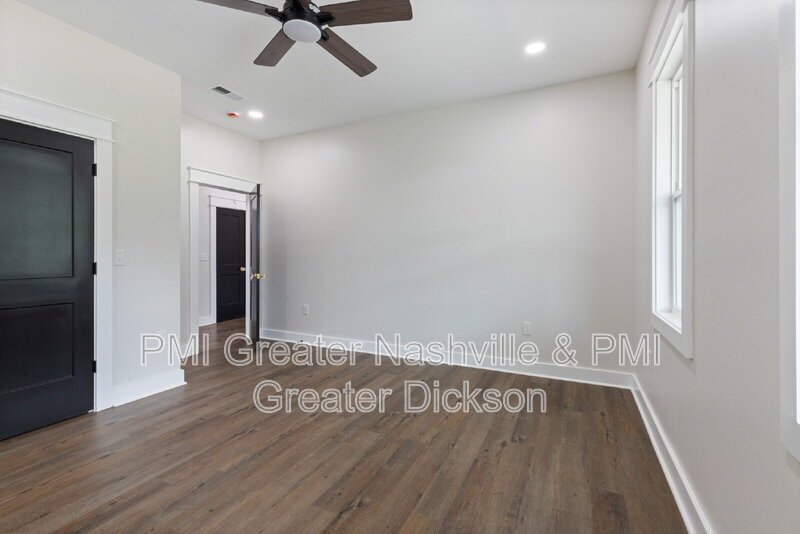 Charming 3-Bedroom Home with 2 Full Baths in the Heart of Dickson! property image