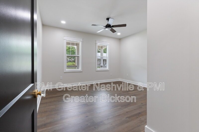 Charming 3-Bedroom Home with 2 Full Baths in the Heart of Dickson! property image