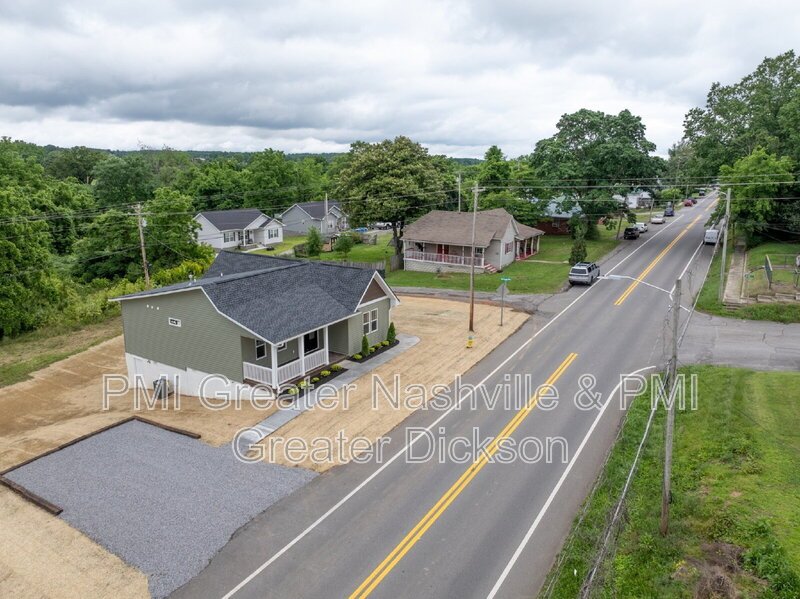 Charming 3-Bedroom Home with 2 Full Baths in the Heart of Dickson! property image