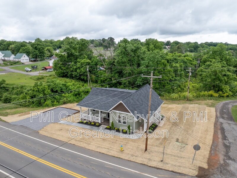 Charming 3-Bedroom Home with 2 Full Baths in the Heart of Dickson! property image