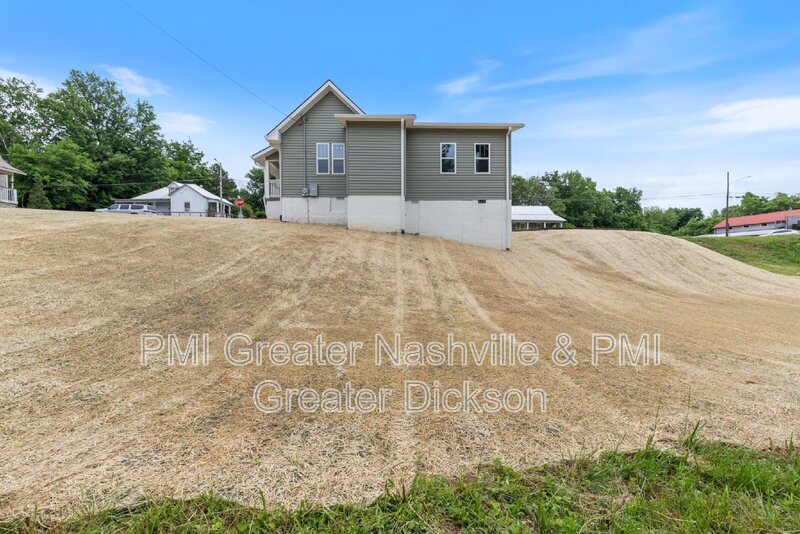 Charming 3-Bedroom Home with 2 Full Baths in the Heart of Dickson! property image