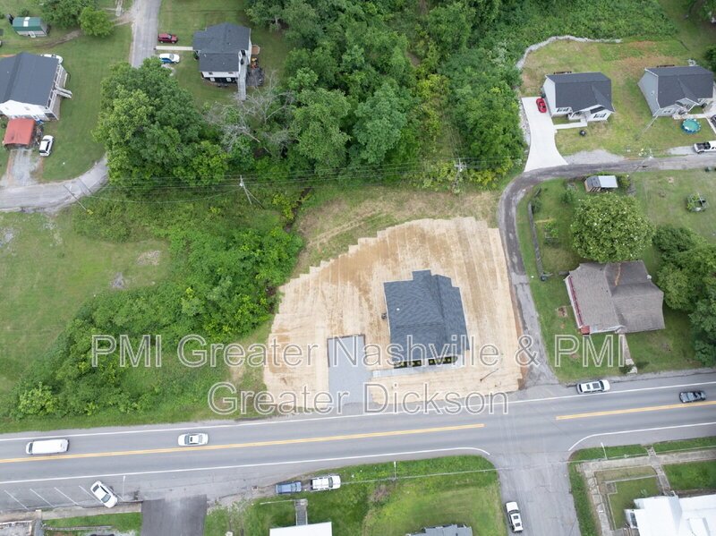 Charming 3-Bedroom Home with 2 Full Baths in the Heart of Dickson! property image