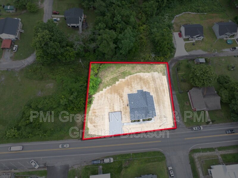 Charming 3-Bedroom Home with 2 Full Baths in the Heart of Dickson! property image