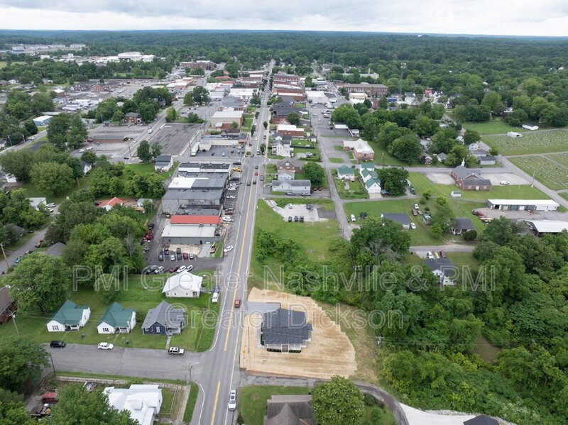 Charming 3-Bedroom Home with 2 Full Baths in the Heart of Dickson! property image