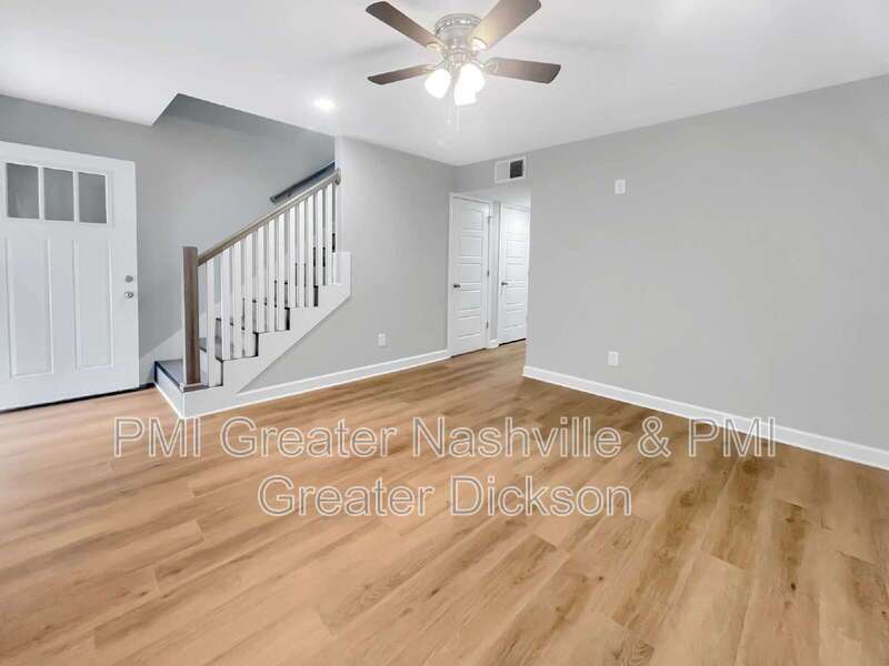 2 Bedroom 1.5 Bathroom Townhome in Dickson! property image