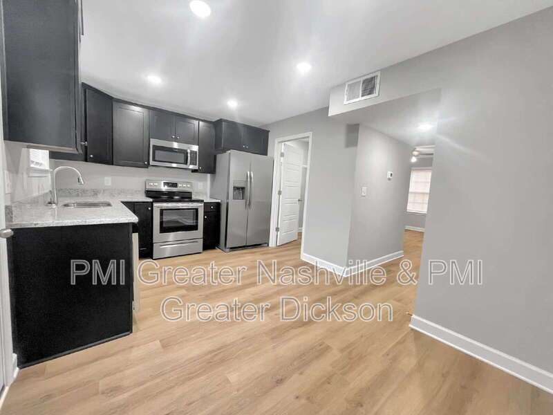 2 Bedroom 1.5 Bathroom Townhome in Dickson! property image
