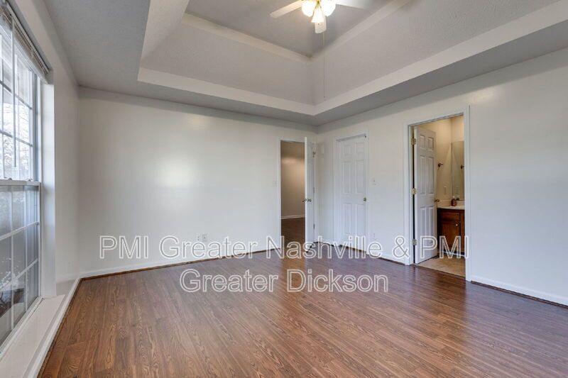 Charming - 3 Bedroom, 2 Bath Home in Waverly, TN property image