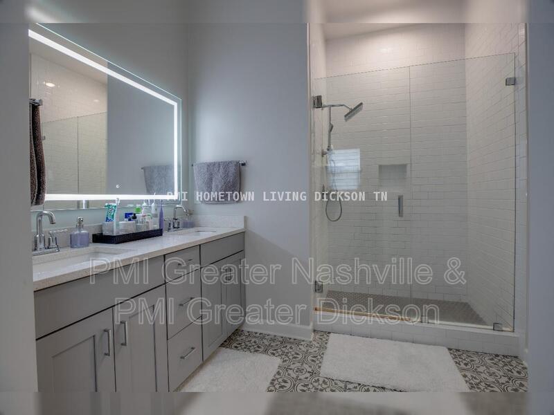 Spacious 4-Bedroom, Three-Story Home for Rent in the Heart of Bellevue property image