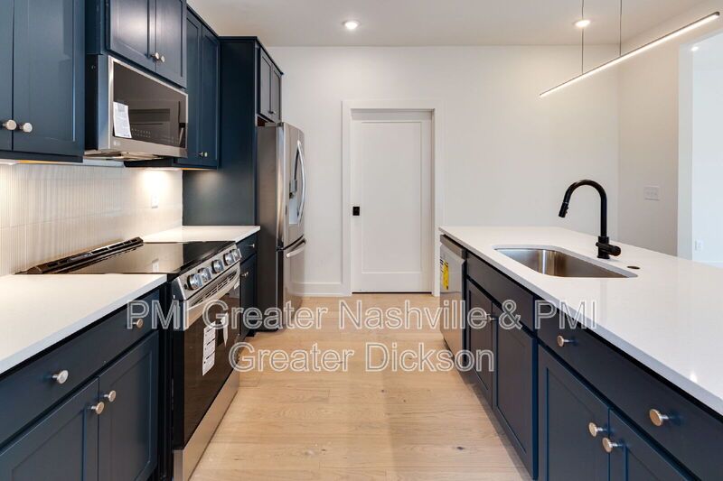 Adorable Single-Family Rental home Charlotte Park/ The Nations property image