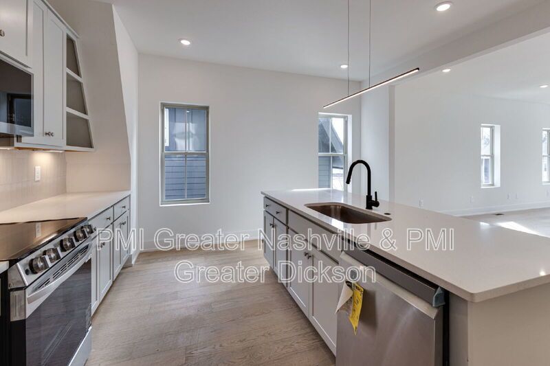 Adorable Single-Family Rental Home Charlotte Park/ The Nations property image